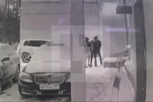 В Москве жестоко избили журналистов пропагандистского канала Life