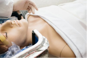 В Великобритании умирающая от рака девочка решила себя заморозить