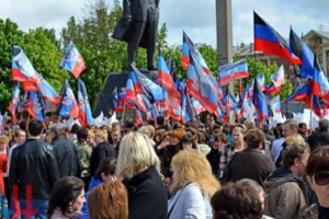 "Антинародная республика": Казанский прокомментировал интервью Ходаковского о финансовой катастрофе в "ЛДНР"