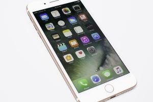 Украинец Путин сменил фамилию и получил iPhone 7