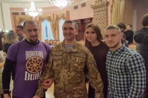 Сеть растрогало фото Героя Украины Гордийчука и его "невидимой поддержки"