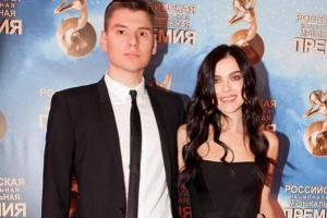 Елена Темникова впервые показала своего мужа