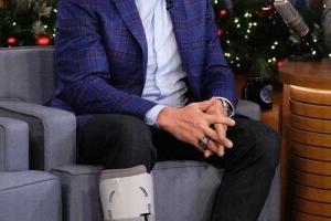 Звезда "Терминатора" сломал ногу во время педикюра 