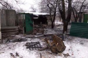 В Авдеевке снаряды оккупантов попали в дом 61-летней женщины 