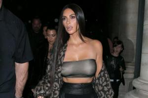 Десять самых странных нарядов знаменитостей