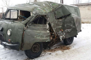 В Луганской области автомобиль военных попал в ДТП, есть пострадавшие