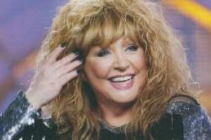 Как певице Алле Пугачевой удается сохранить свою молодость и привлекательность