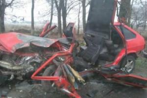 Под Одессой произошло ужасное ДТП: "Ладу" разнесло на части 
