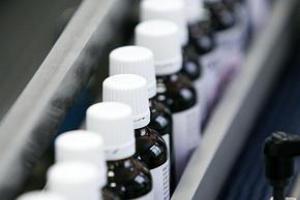 Путин поручил ужесточить меры по продаже и производству алкоголя