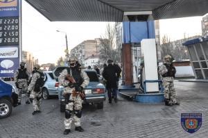 В Одессе пострадали полицейские: банда злоумышленников пыталась "задавить" патруль