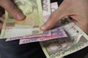 В харьковской аптеке у женщины вырвали из рук 1600 гривен