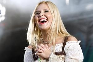 Певица Пелагея скоро родит первенца и уже подыскивает роддом, - СМИ