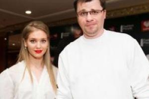 Гарик Харламов безумно любит свою жену 