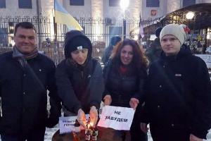 "50 метиловцев": в Одессе у консульства РФ поглумились над массовым отравлением россиян "Боярышником"