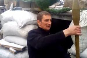 "Куда-то попали": в Сети появилось видео стрельбы боевиков Захарченко наугад