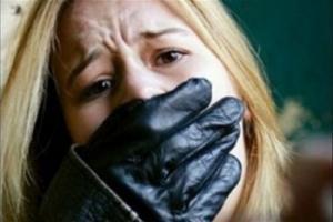 В Киеве взяли в заложники трех проституток, - источник