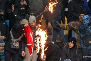 В Киеве произошла массовая драка футбольных фанатов: пострадали 10 иностранцев