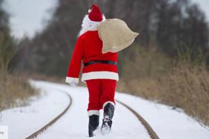 Стало известно, как Санта-Клаусу удается не стареть и влезать в дымоход