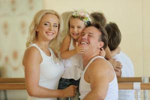 Лилия Ребрик покорила фанатов милым семейным фото