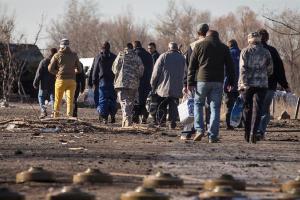 Члены добробатов дали неделю боевикам на освобождение заложников, иначе устроят блокаду