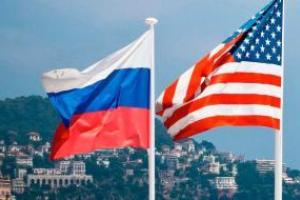 Российские дипломаты, которых выдворили из США, не могут купить билеты домой