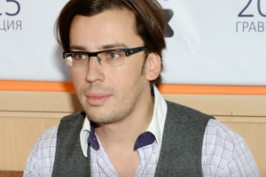 Максим Галкин признался, что ему хочется плакать при виде детей