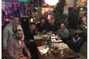 Тарасов празднует развод с Бузовой в компании друзей