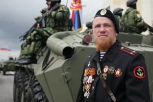 Журналист заинтересовался фрагментом пропагандистского фильма памяти убитого боевика Моторолы
