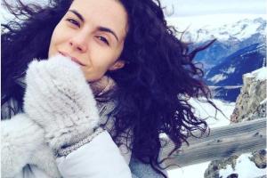 Настя Каменских порадовала снимком без макияжа из Куршавеля