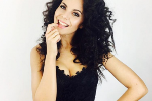 Настя Каменских сразила фанатов наповал фигурой в купальнике