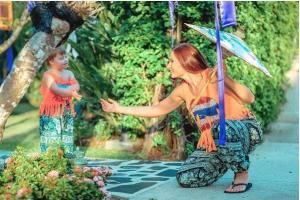 Эвелина Бледанс с сыном отдыхают в Таиланде