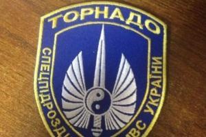 Дело "Торнадо": журналистка рассказала, почему боец отрезал себе ухо после судебного заседания