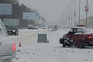 На Бориспольской трассе в Киеве столкнулись 5 автомобилей