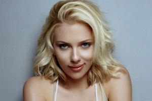 Скарлетт Йоханссон рассталась с супругом: актрису заметили без обручального кольца