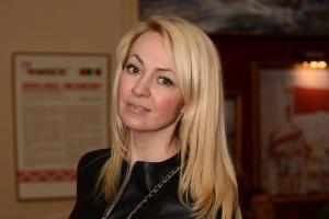 Яна Рудковская поддержала Пугачеву в скандале с поклонниками