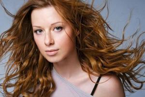 Певица Юлия Савичева больше не может скрывать беременность