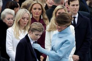 Сценарист американского телешоу лишилась работы из-за высказывания о сыне Дональда Трампа