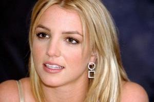 Возлюбленного Бритни Спирс уличили в измене с известной моделью