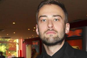 Дмитрий Шепелев с маленьким Платоном веселились на катке