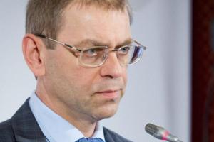 "Как нормальный мужчина, защитил себя и жену", - радикал Лозовой выступил в поддержку Пашинского