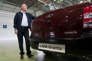 "АвтоВАЗ" прекращает поставки автомобилей в Украину