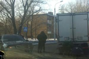 В оккупированном Донецке произошло жуткое ДТП: на железнодорожном переезде столкнулись "Ауди" и грузовик