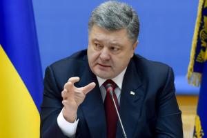 Порошенко поедет на форум в Давос, но за один стол с Пинчуком завтракать не сядет
