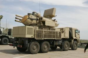 Россия продолжает превращать Крым в военный полигон: на оккупированный полуостров притянули ЗРК