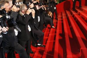 Как выглядели знаменитости на своей первой красной дорожке