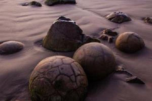 Curiosity сфотографировал на Марсе мраморные шары