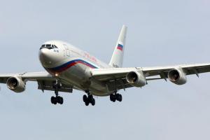 Высланные из США дипломаты прибыли в Россию