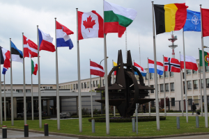 В Украину с официальным визитом прибыла делегация НАТО