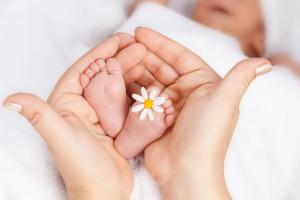 В Украине произошло уникальное событие: родился первый ребенок от трех родителей