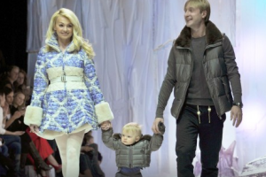 Яна Рудковская закатила скандал обидчикам своего сына